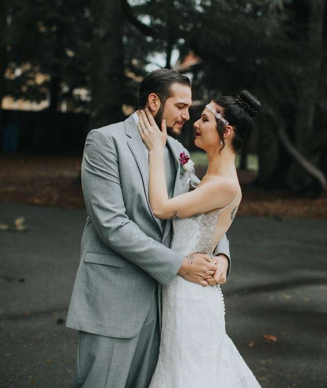 Simple Yet Elegant Purple & Grey Wedding · Rock n Roll Bride