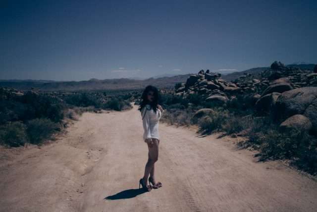 Bonnie & Clyde Inspired Joshua Tree Elopement · Rock n Roll Bride