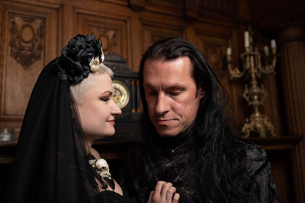 Gothic, Victorian Inspired Elopement with a Heavy Metal Soundtrack ...